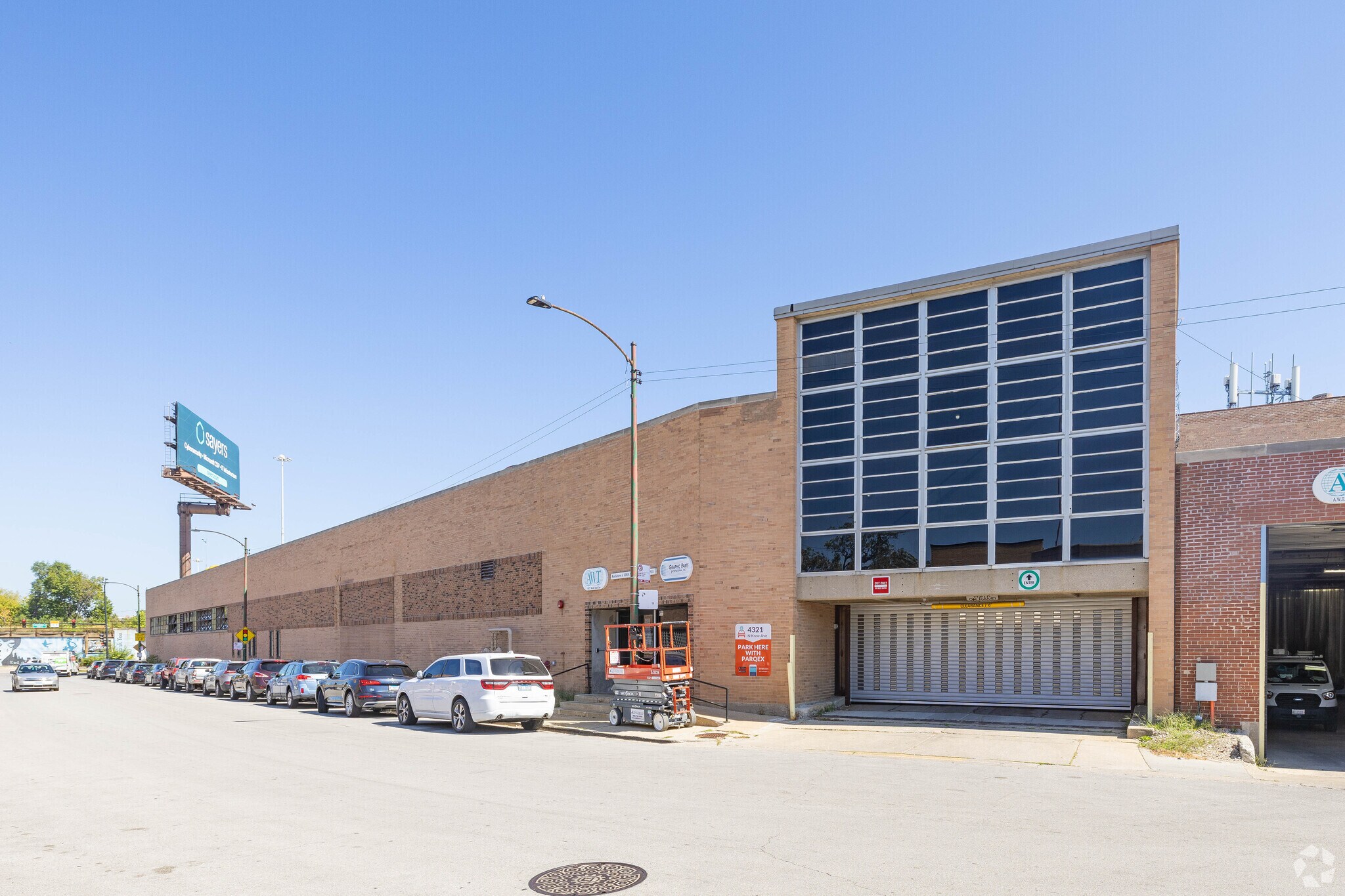 4319-4321 N Knox Ave, Chicago, IL à louer Photo principale- Image 1 de 6