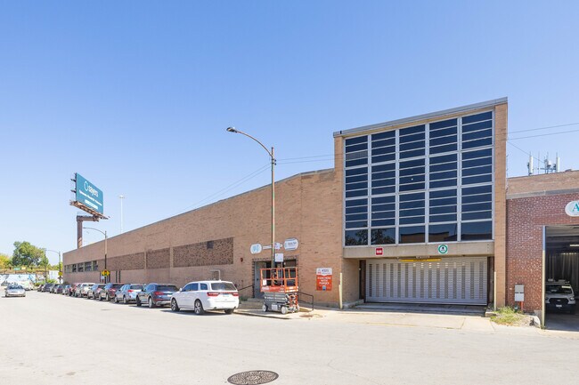 Plus de détails pour 4319-4321 N Knox Ave, Chicago, IL - Industriel à louer