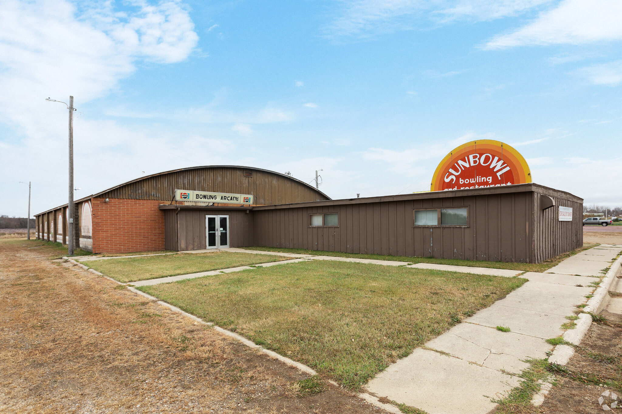 111 S 1st Ave, Windom, MN for sale Primary Photo- Image 1 of 1