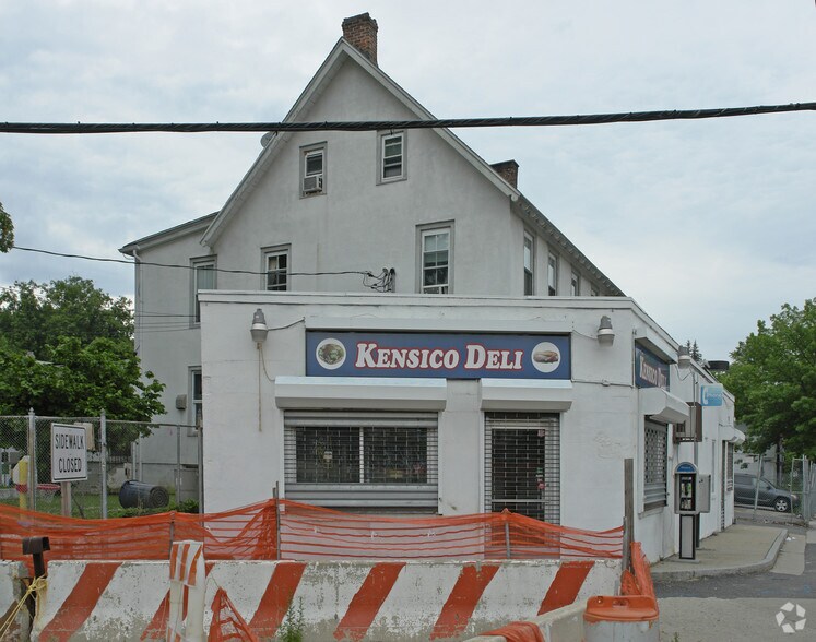 49 LAKE St, West Harrison, NY à vendre - Photo principale - Image 1 de 51