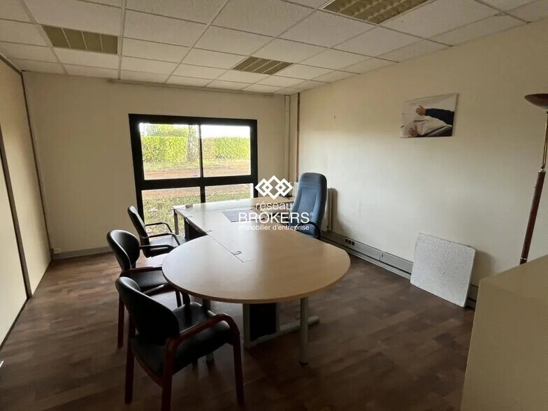 Industriel dans Évron à vendre - Photo intérieure - Image 3 de 6