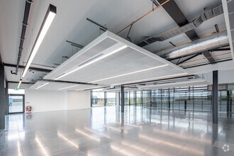 217 Bath Rd, Slough à louer Photo intérieure- Image 2 de 5