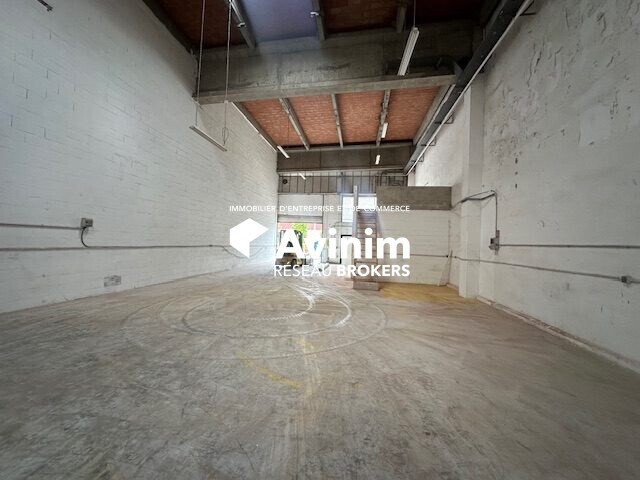 Industrial in SAINT-OUEN-L'AUMONE for lease - Interior Photo - Image 2 of 3