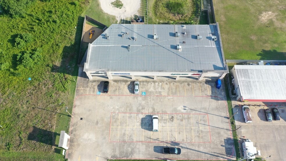 17335 FM 529 Rd, Houston, TX à louer - Photo du bâtiment - Image 2 de 4