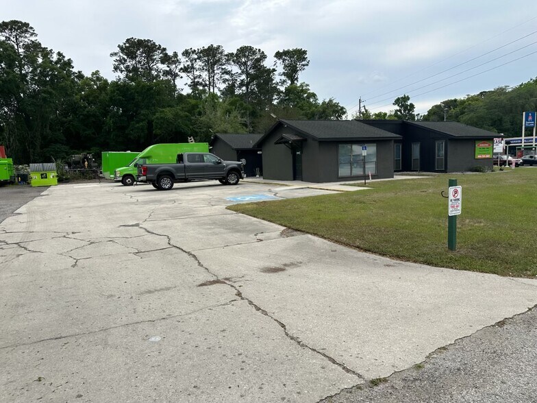 10569 Lem Turner Rd, Jacksonville, FL à vendre - Photo du bâtiment - Image 1 de 121