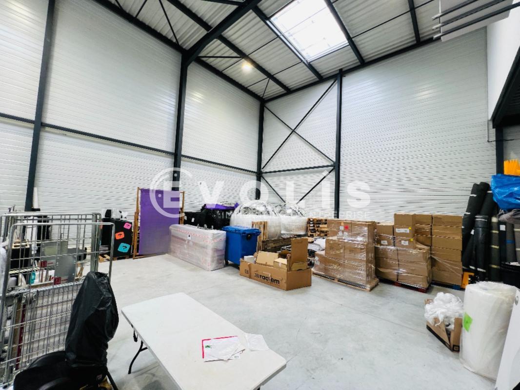 Flex in Vaires-sur-Marne for lease Interior Photo- Image 1 of 7