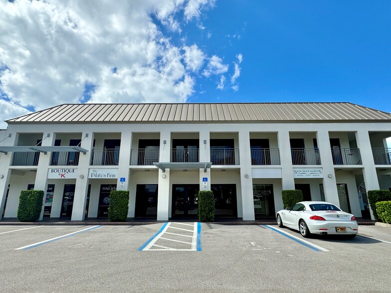 3333 Tamiami Trl N, Naples, FL for lease - Building Photo - Image 1 of 3