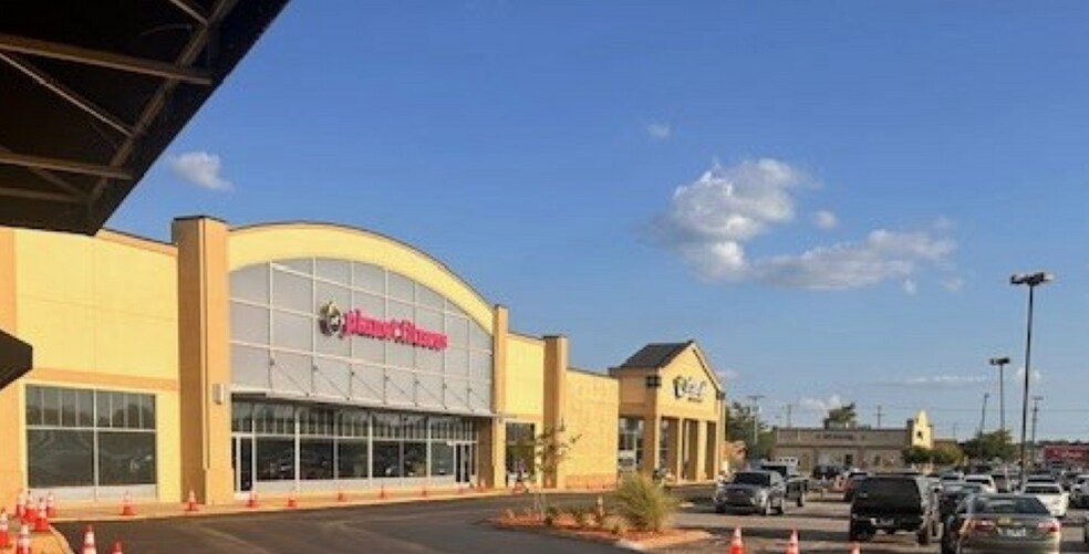 1960 Old Fort Pky, Murfreesboro, TN à louer - Photo du bâtiment - Image 2 de 4