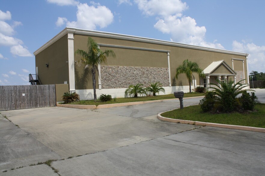 Johnny F. Smith Blvd, Slidell, LA à vendre - Photo du bâtiment - Image 2 de 13