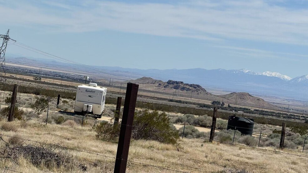 Rosamond CA 93560, Rosamond, CA for sale - Building Photo - Image 3 of 10