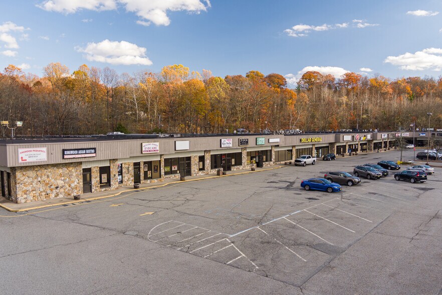 130 Skyline Dr, Ringwood, NJ à louer - Photo du bâtiment - Image 3 de 7