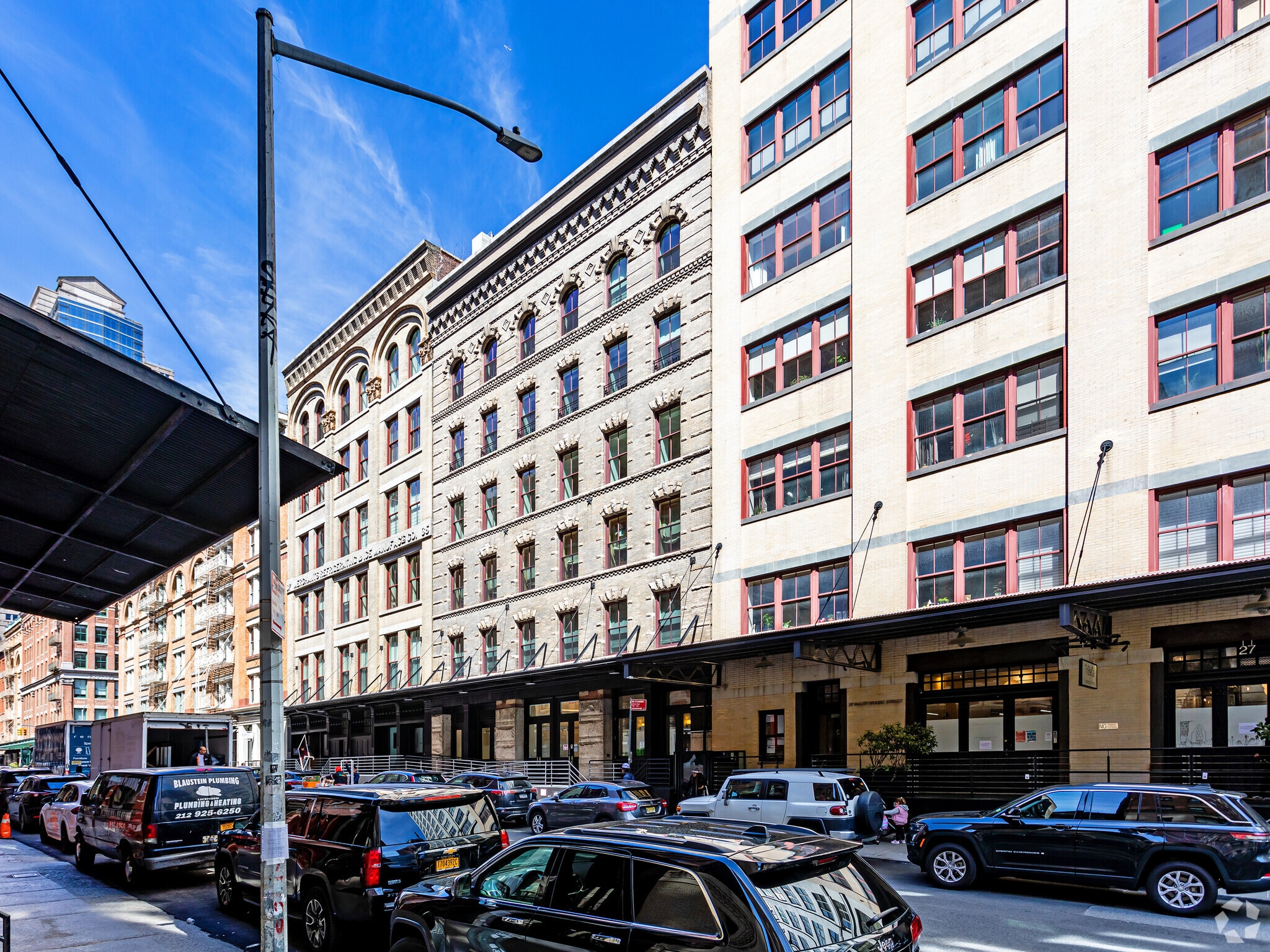 31-33 N Moore St, New York, NY for lease Primary Photo- Image 1 of 6