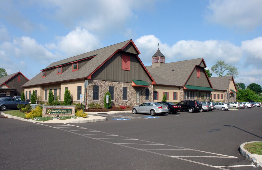 1456 Ferry Rd, Doylestown, PA à louer - Photo du bâtiment - Image 1 de 18