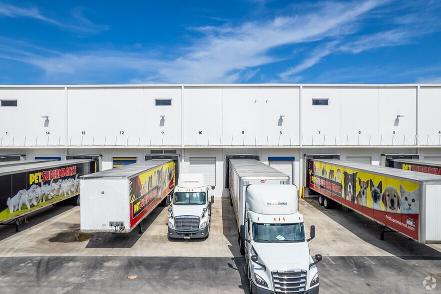 3501 Burris Rd, Davie, FL for lease - Building Photo - Image 2 of 13