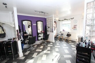 22 Bridge St, Saxilby for lease Interior Photo- Image 2 of 3