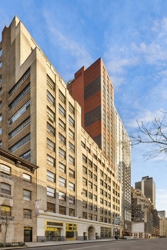 More details for 353 W 39th St, New York, NY - Office for Lease