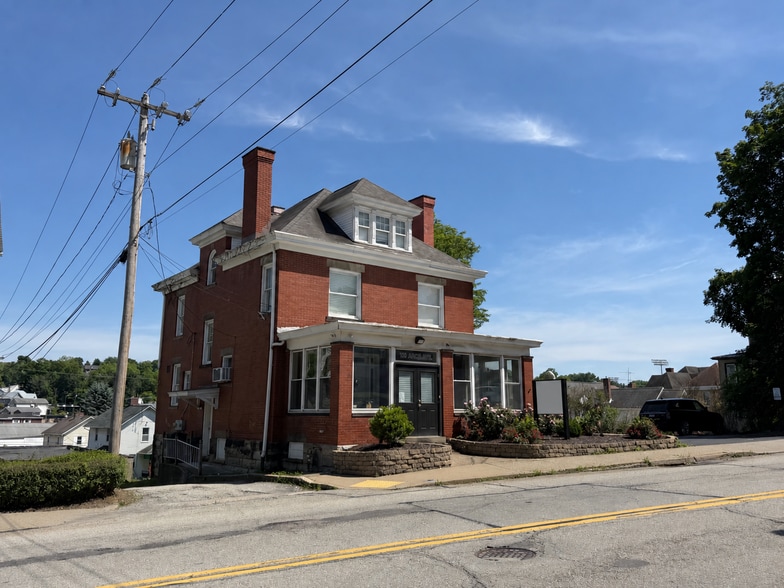 119 Arch Ave, Greensburg, PA for sale - Building Photo - Image 3 of 18