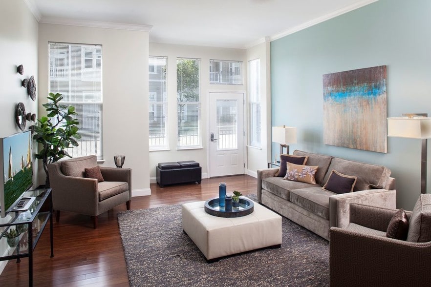 200-220 Trotter Rd, Weymouth, MA for lease - Interior Photo - Image 3 of 34