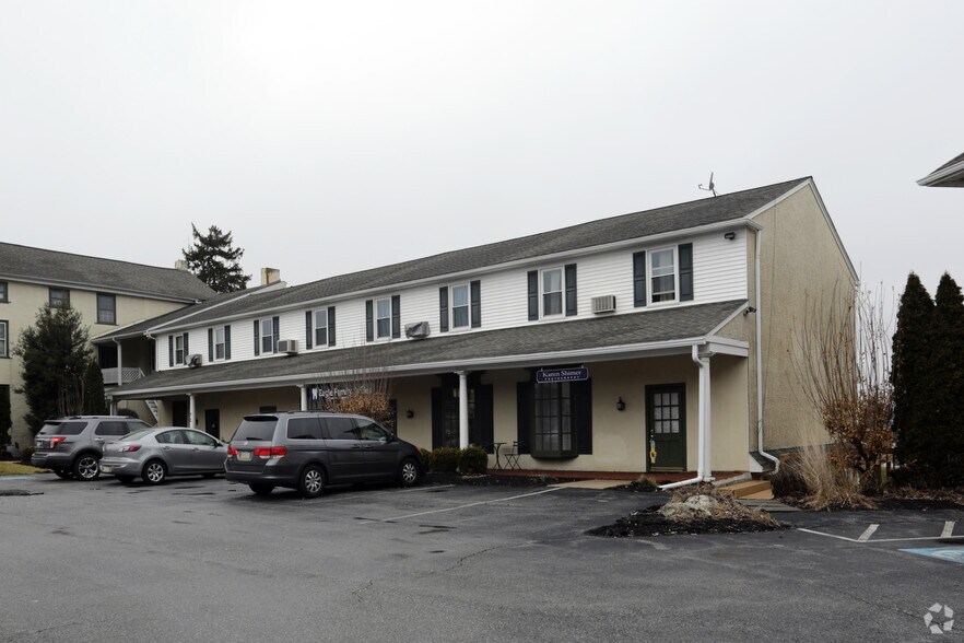 74 Pottstown Pike, Chester Springs, PA à louer - Photo principale - Image 1 de 3