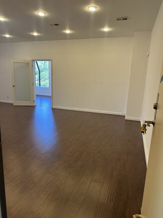 Plus de détails pour 23276 S Pointe Dr, Laguna Hills, CA - Bureau à louer
