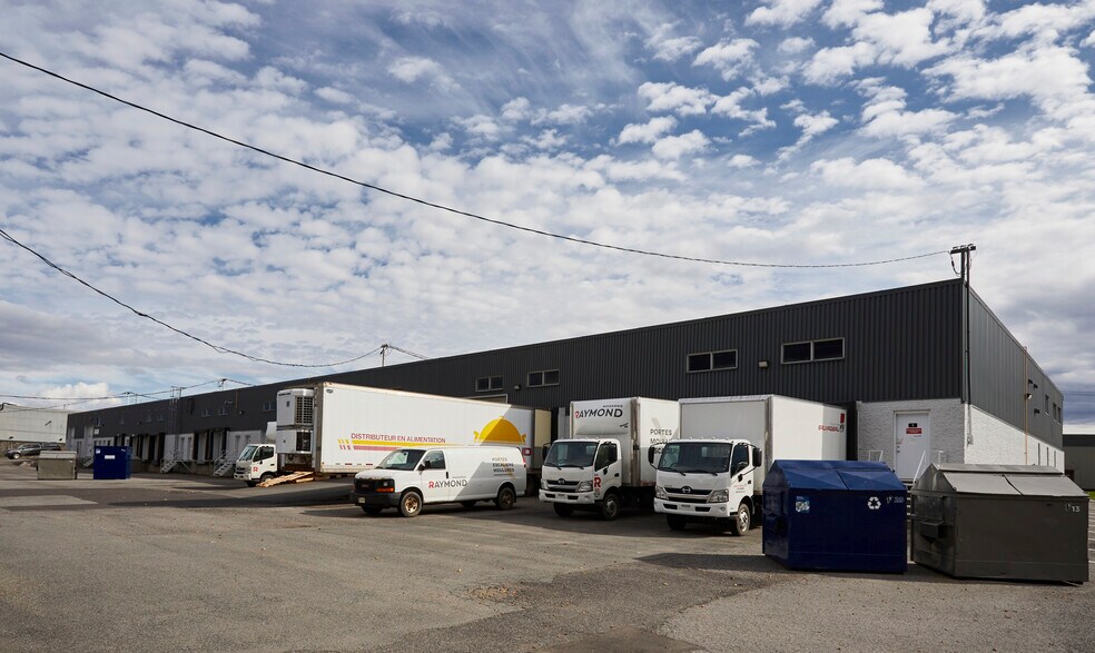 2980 Av Watt, Québec, QC à louer - Photo du bâtiment - Image 2 de 2