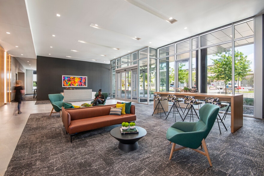 950 W Bethany Dr, Allen, TX à louer - Photo intérieure - Image 3 de 7