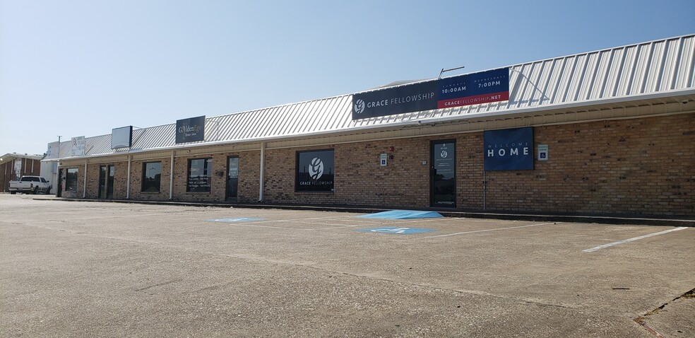 124 Gross Rd, Mesquite, TX for lease - Building Photo - Image 1 of 8