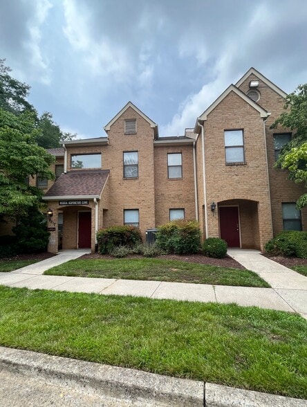 19501-19517 Doctors Dr, Germantown, MD for sale - Building Photo - Image 2 of 19