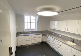41 Harley St, London for lease Interior Photo- Image 2 of 4