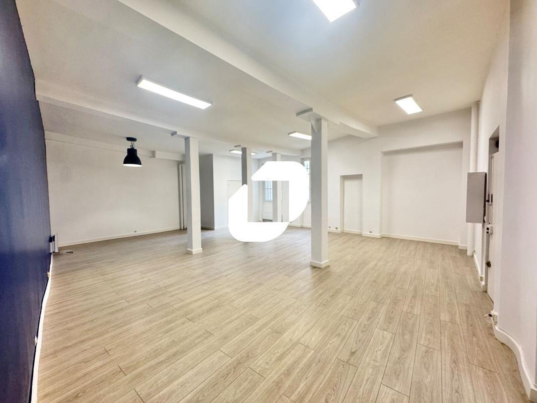 10 Rue De Montmorency, Paris for lease Interior Photo- Image 1 of 15