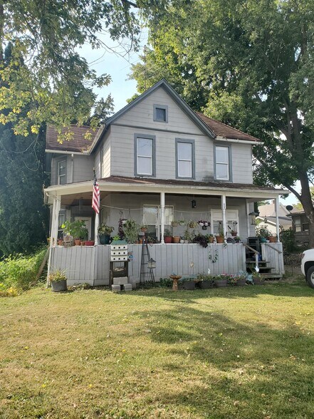 Freeport IL portefeuille de 6 propriétés à vendre sur LoopNet.ca - Photo du bâtiment - Image 3 de 6