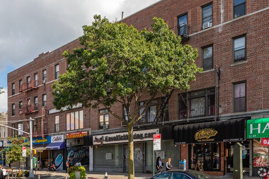 3243 Steinway St, Long Island City, NY for lease - Building Photo - Image 2 of 3