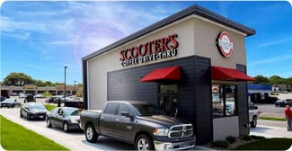 More details for 2725 Eastern Ave, Plymouth, WI - Retail for Sale