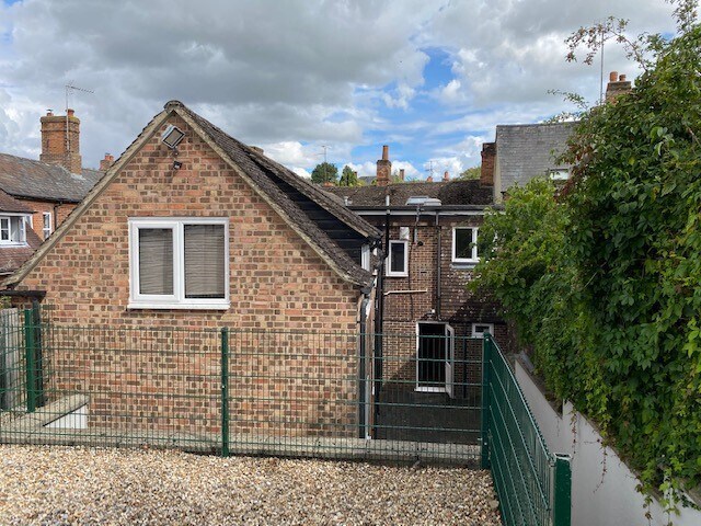 50 High St, Hungerford à louer - Photo du bâtiment - Image 3 de 3