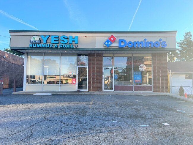 Plus de détails pour 607 Reisterstown Rd, Pikesville, MD - Commerce de détail à louer