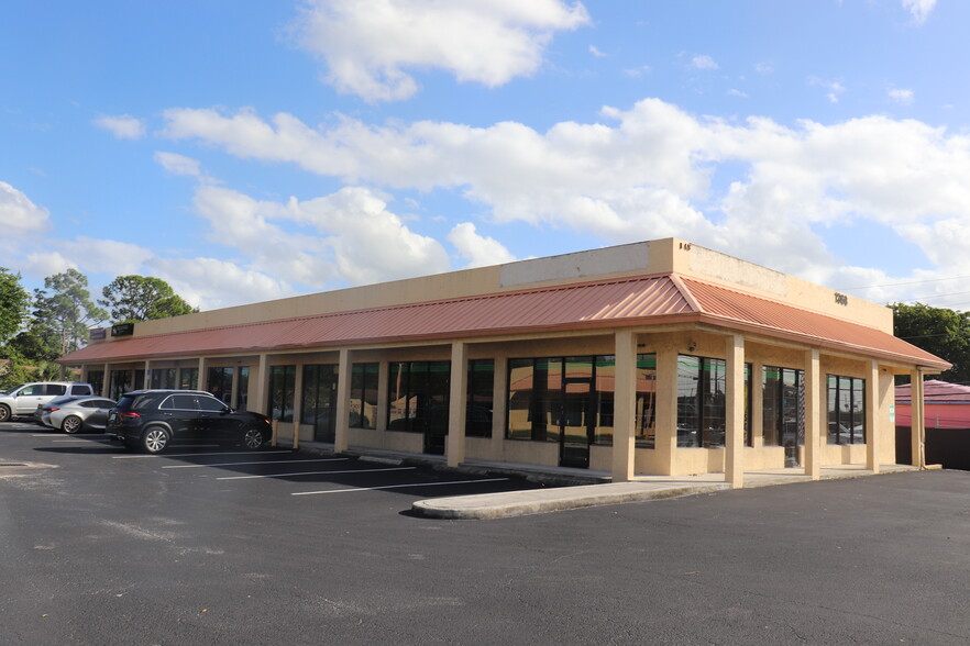 1330-1368 S Military Trl, West Palm Beach, FL for lease - Building Photo - Image 1 of 3