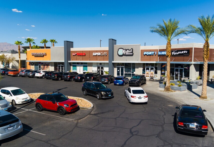 7881-7921 W Tropical Pky, Las Vegas, NV à louer - Photo du bâtiment - Image 3 de 8