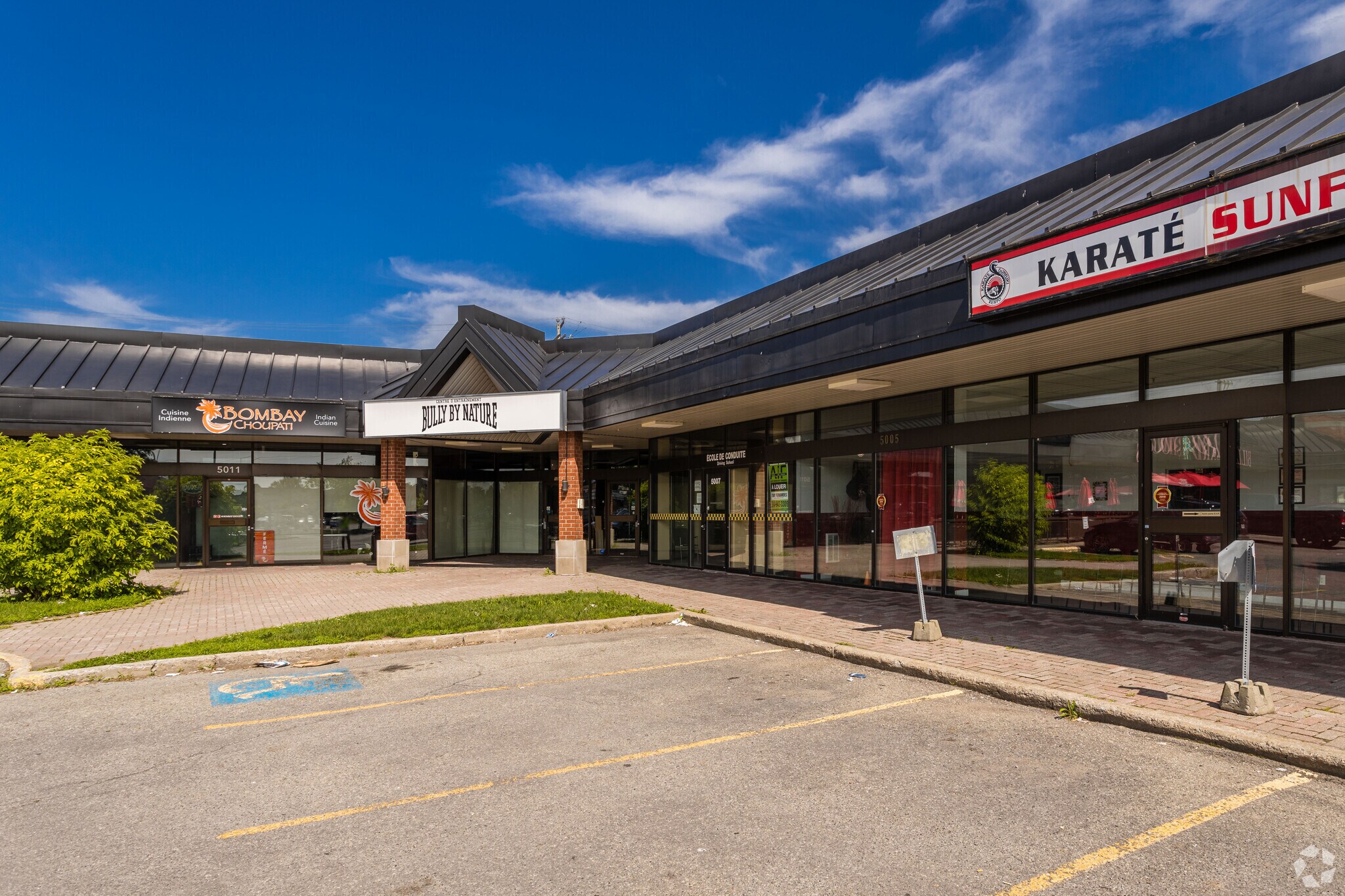 4993-5021 Boul Des Sources, Pierrefonds, QC for sale Building Photo- Image 1 of 1