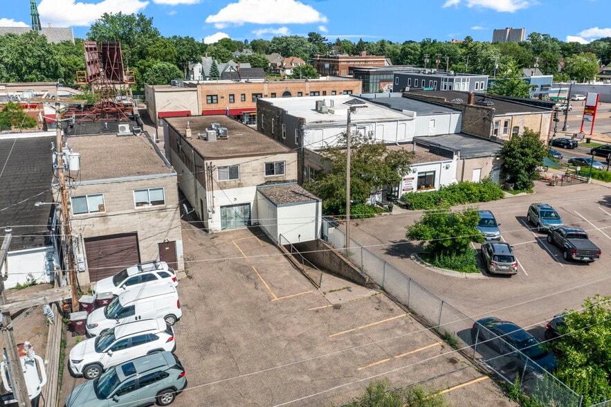 735-737 Snelling Ave N, Saint Paul, MN for lease - Building Photo - Image 3 of 64