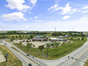 2301 Jones Blvd, Coralville, IA à louer Photo du bâtiment- Image 1 de 21