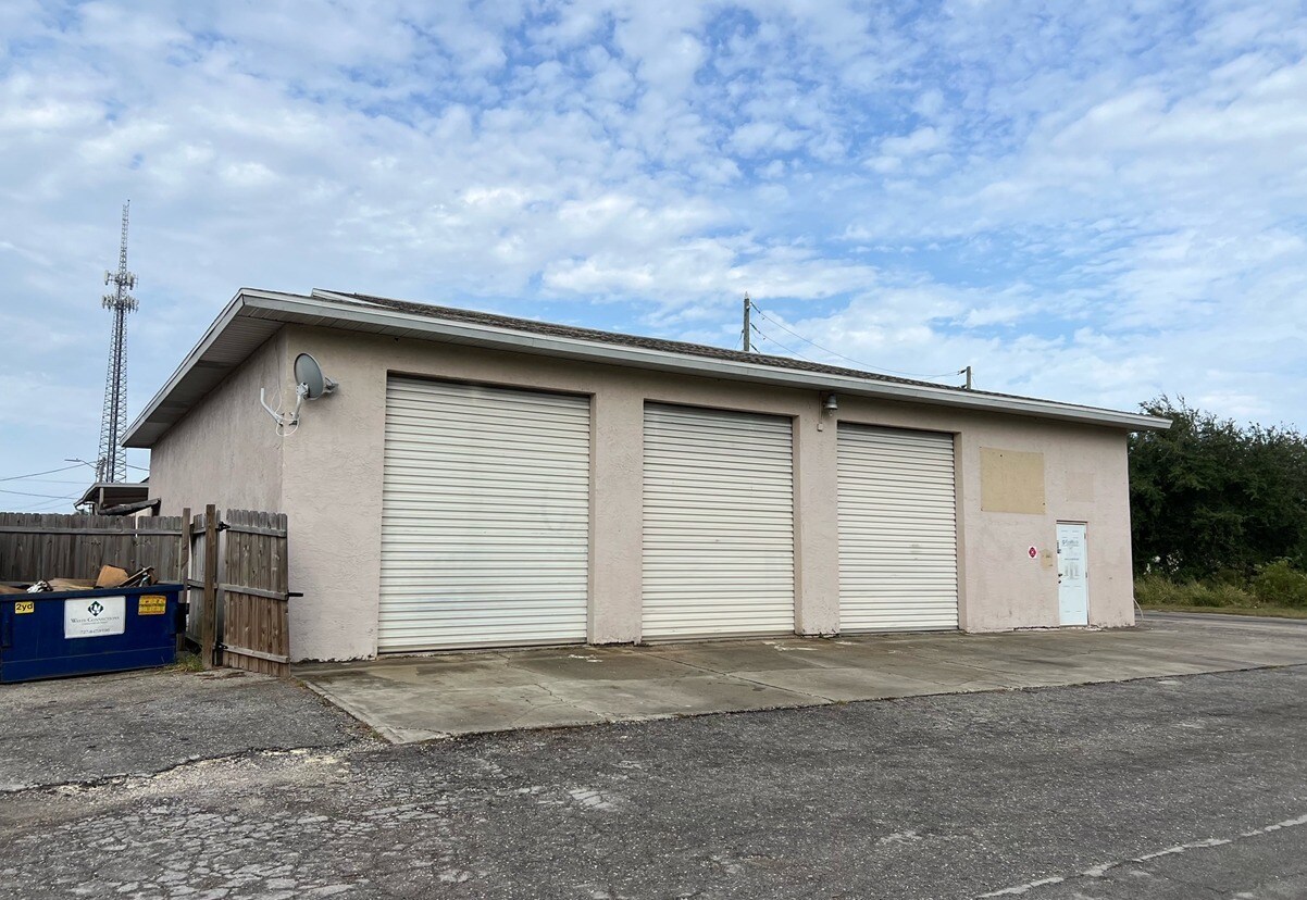 7809 Clark Moody Blvd, Port Richey, FL for sale Primary Photo- Image 1 of 23