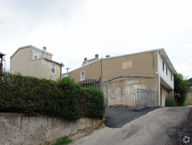 67-73 Harry St, Conshohocken, PA à louer - Photo du bâtiment - Image 3 de 106