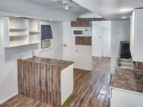 1331 W 11th St, Bloomington, IN for lease Interior Photo- Image 2 of 2