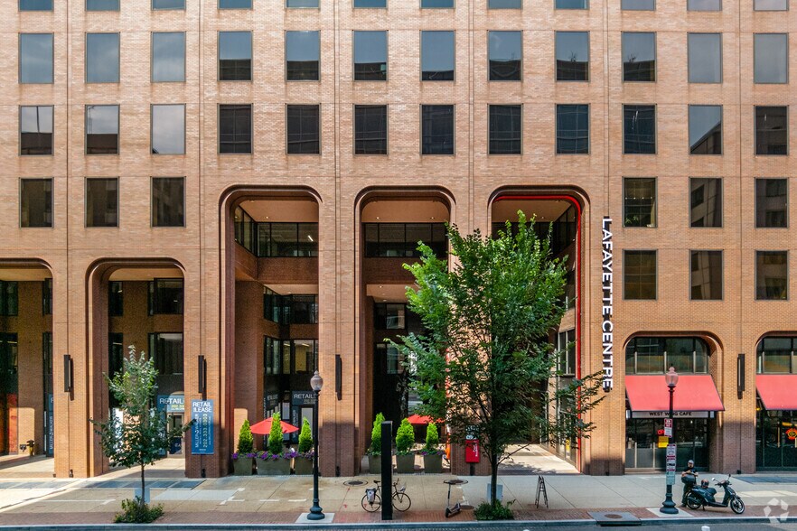 1120 20th St NW, Washington, DC à louer - Photo du bâtiment - Image 3 de 4