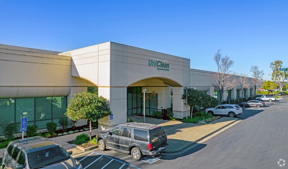 1909-1971 Milmont Dr, Milpitas, CA for lease - Building Photo - Image 2 of 4