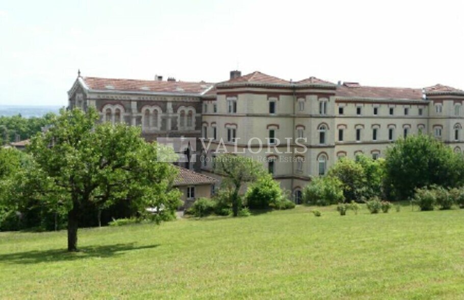 74 Chemin Du Grand Roule, Sainte-Foy-lès-Lyon à louer - Photo du bâtiment - Image 1 de 6
