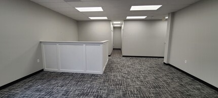 675 Orchard Heights Rd, Salem, OR for lease Building Photo- Image 2 of 17