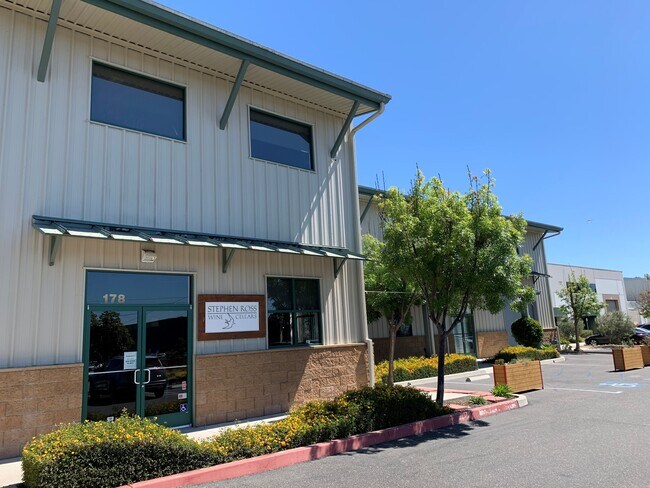 Plus de détails pour 178 Suburban Rd, San Luis Obispo, CA - Industriel à louer