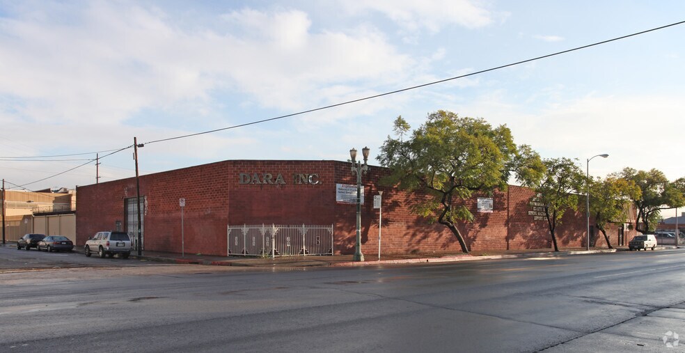 3216 S Broadway, Los Angeles, CA for sale - Building Photo - Image 3 of 4