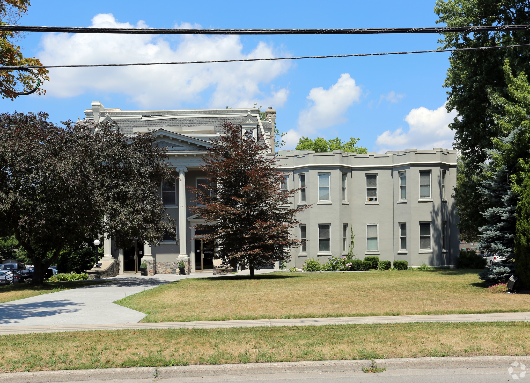 602 Queens Ave, London, ON à vendre Photo principale- Image 1 de 1